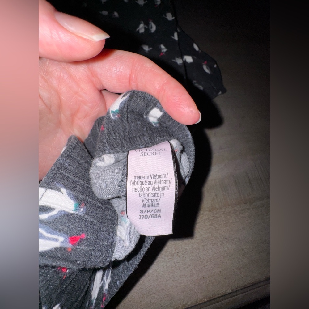 Victoria's Secret pajama set with Pattern